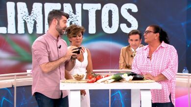 Tomate para el corazón, puerrro para los huesos... ¿es bueno comer alimentos según su parecido con los órganos? 