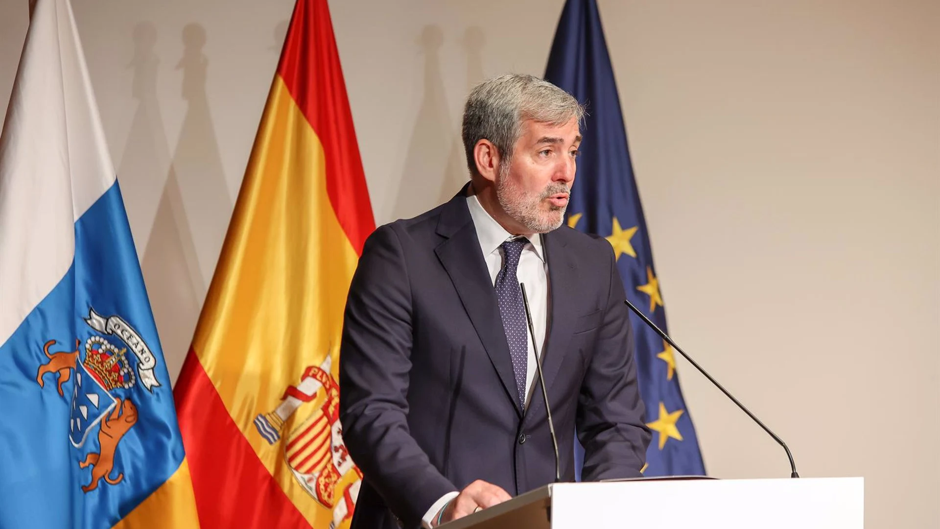 Clavijo admite "debate interno" en CC sobre el apoyo al Gobierno y niega que menores migrantes queden en "desamparo"