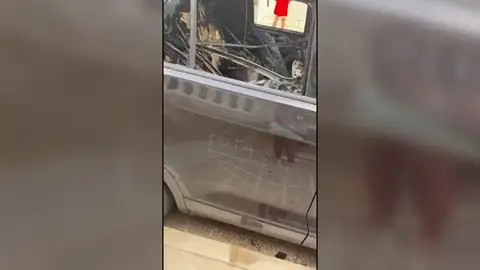 Concejal quema el coche del novio de su expareja Concejal quema el coche del novio de su expareja