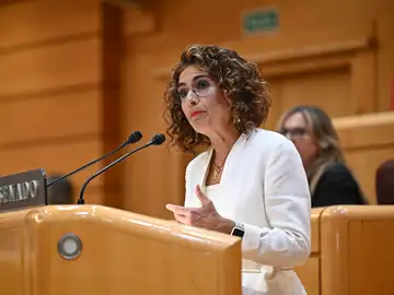 María Jesús Montero en el Senado María Jesús Montero en el Senado
