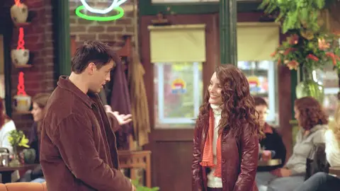 Kristin Davis como Erin en Friends Kristin Davis como Erin en Friends