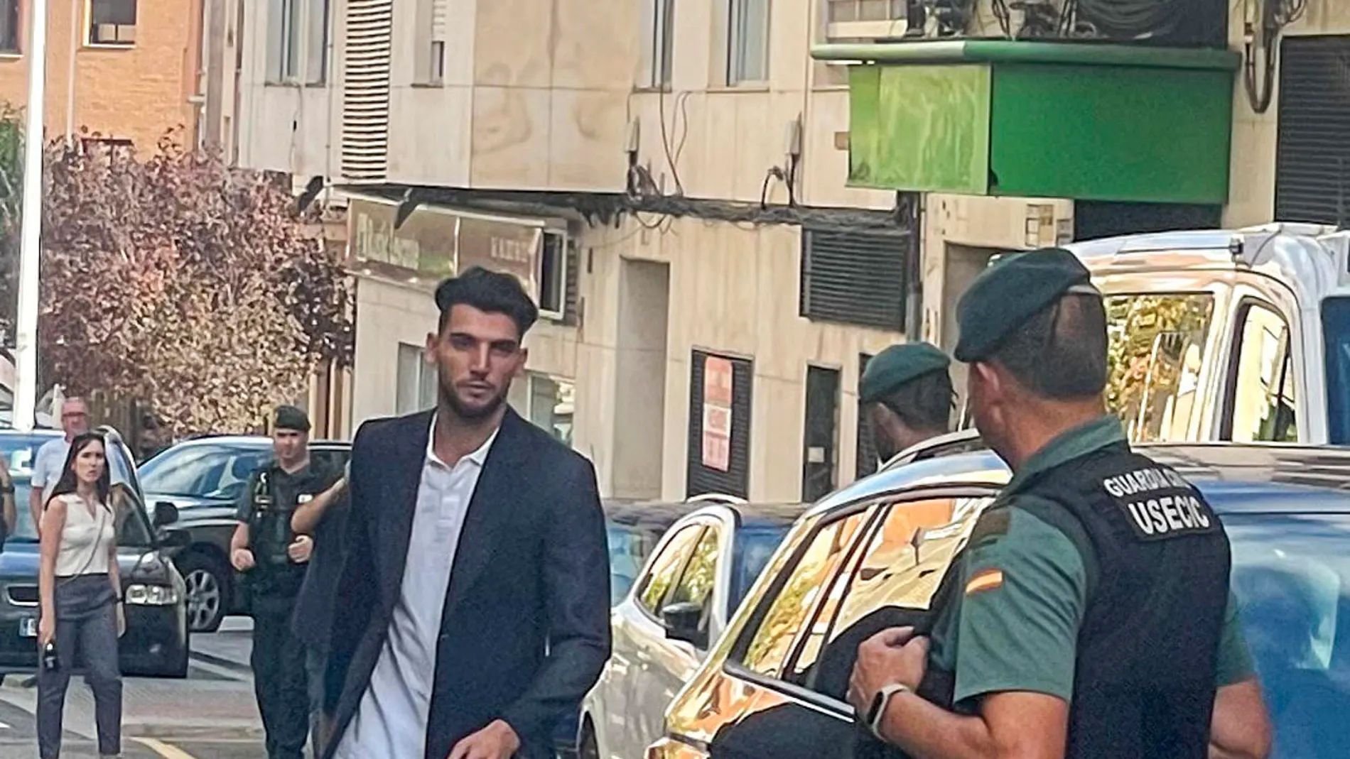 Rafa Mir tras pasar a disposición judicial y quedar en libertad con cargos Rafa Mir tras pasar a disposición judicial y quedar en libertad con cargos