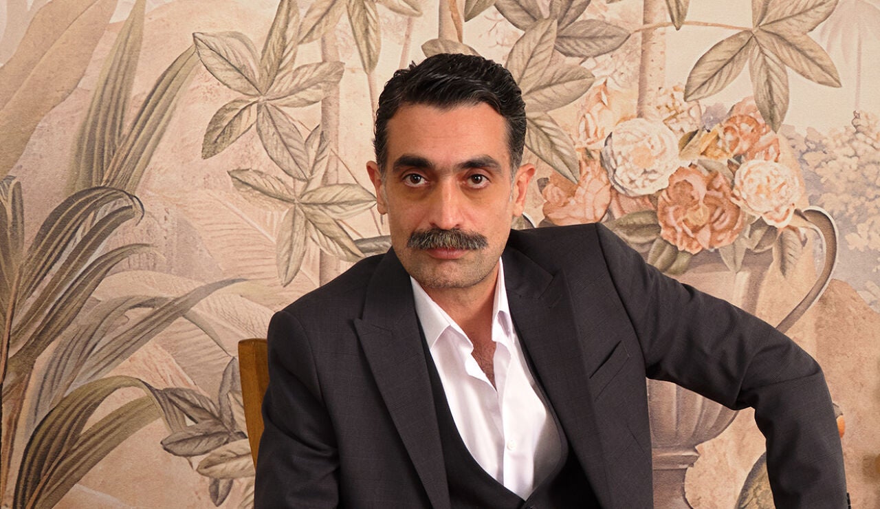 Diren Polatoğulları es Kazim, el villano que pone la riqueza por encima de su familia en Una nueva vida