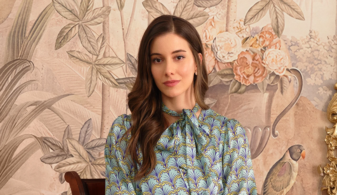 Beril Pozam da vida a Suna, una joven que sueña con casarse