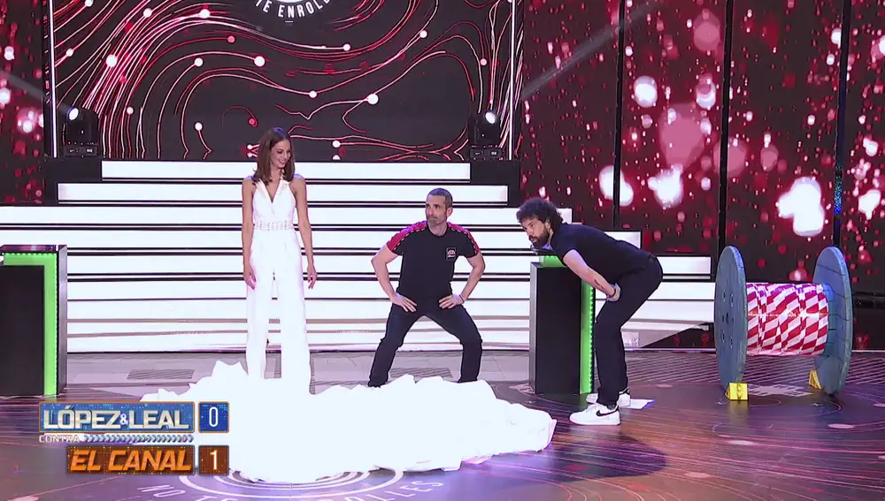 El perreo de Juan y Damián en la cara de López y Leal tras ganar la primera ronda: “Son Trampas y Barrancas” El perreo de Juan y Damián en la cara de López y Leal tras ganar la primera ronda: “Son Trampas y Barrancas”