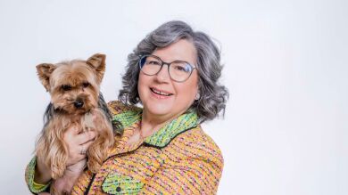 ¿Son los perros los nuevos hijos? Amor, la mascota de Mercedes que come con cuchara