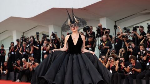 El look de Lady Gaga en la presentación de Joker: folie à deux en el Festival de Venecia