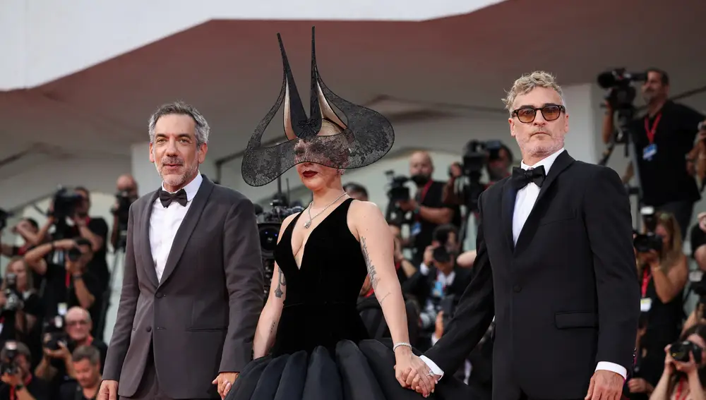 Todd Phillips, Lady Gaga y Joaquin Phoenix presentando Joker: folie à deux en el Festival de Venecia Todd Phillips, Lady Gaga y Joaquin Phoenix presentando Joker: folie à deux en el Festival de Venecia