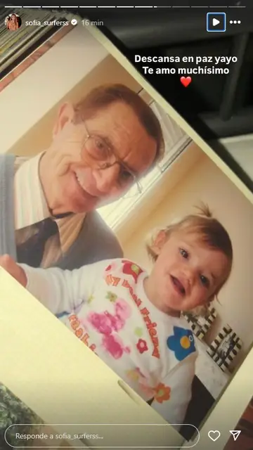 Sofía Moreno se despide de su abuelo Sofía Moreno se despide de su abuelo