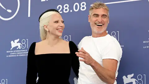 Joaquin Phoenix y Lady Gaga presentando Joker: folie à deux en el Festival de Venecia Joaquin Phoenix y Lady Gaga presentando Joker: folie à deux en el Festival de Venecia