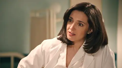 Luz le echa en cara a Jaime que falsease la analítica de Begoña: "¿Ahora te preocupas por su salud?" Luz le echa en cara a Jaime que falsease la analítica de Begoña: "¿Ahora te preocupas por su salud?"
