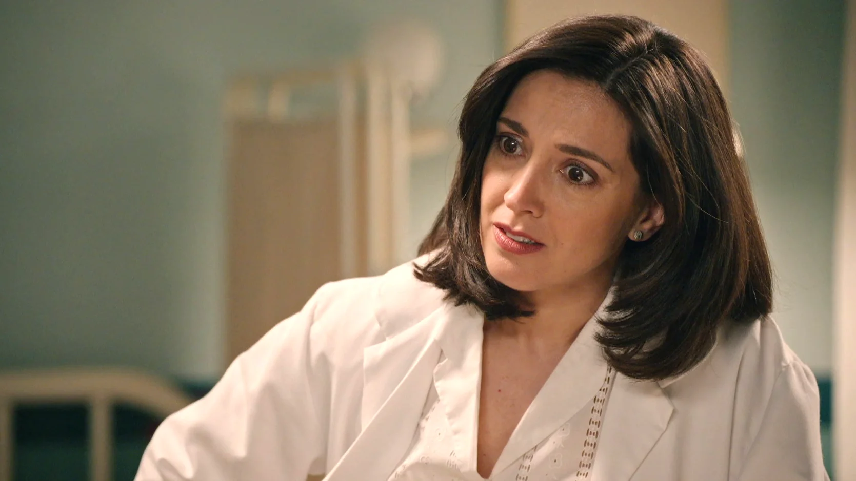Luz le echa en cara a Jaime que falsease la analítica de Begoña: "¿Ahora te preocupas por su salud?" Luz le echa en cara a Jaime que falsease la analítica de Begoña: "¿Ahora te preocupas por su salud?"