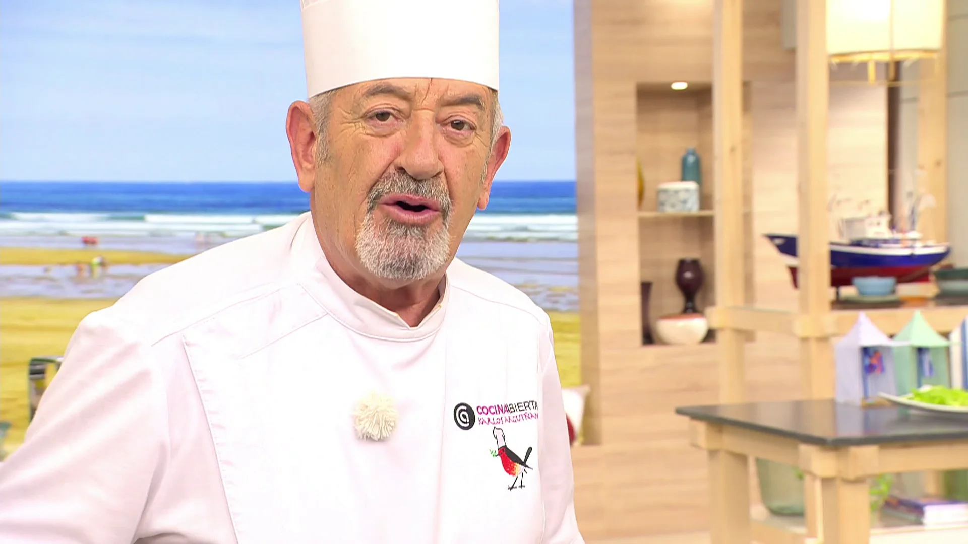 Karlos Argui&ntilde;ano: c&oacute;mo preparar "una base extraordinaria para fideu&aacute; y arroces"