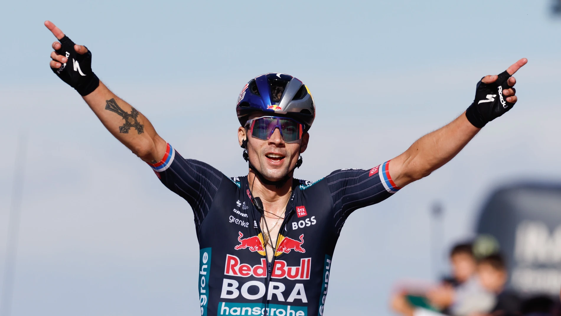 Primoz Roglic celebra la segunda victoria de su carrera en el Alto de Moncalvillo Primoz Roglic celebra la segunda victoria de su carrera en el Alto de Moncalvillo
