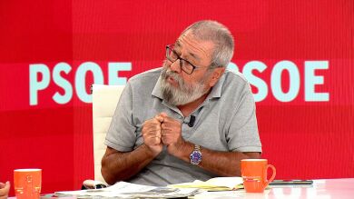 El mensaje de Cándido Méndez a los barones del PSOE ante el comité federal: “La financiación que plantea el presidente es irreal”
