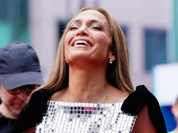 Jennifer Lopez en el estreno de Unstoppable Jennifer Lopez en el estreno de Unstoppable