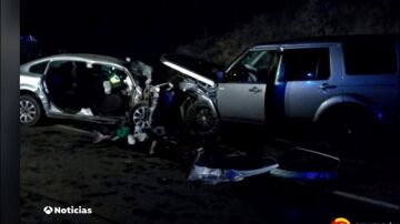 Tres muertos y dos heridos en un choque frontal de dos coches en Fraga, Huesca