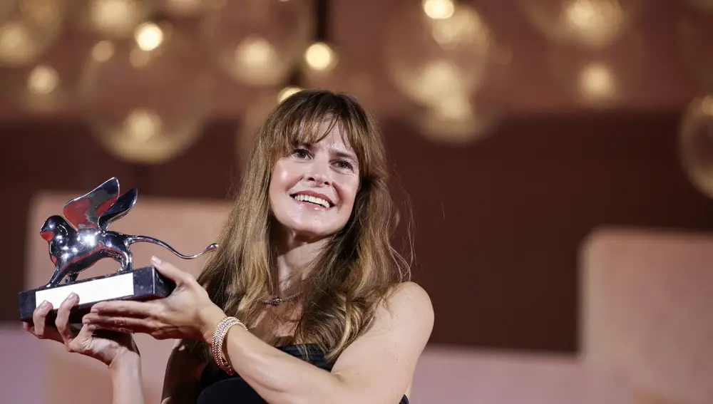 Maura Delpero, Gran Premio del Jurado por Vermiglio Maura Delpero, Gran Premio del Jurado por Vermiglio