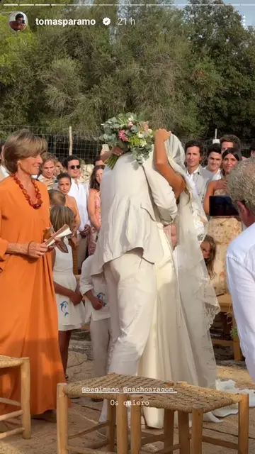 Aruca Fernández-Vega, madrina en la boda de Nacho Aragón y Bea Gimeno Aruca Fernández-Vega, madrina en la boda de Nacho Aragón y Bea Gimeno