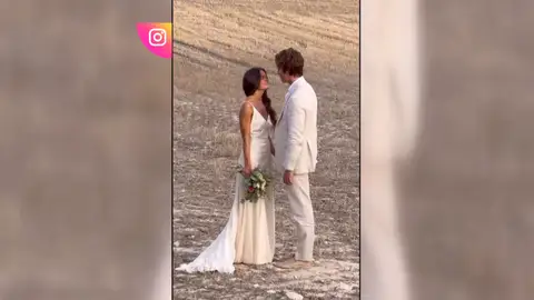 Tres días llenos de sorpresas: así ha sido la gran boda del hijo de Emilio Aragón Tres días llenos de sorpresas: así ha sido la gran boda del hijo de Emilio Aragón