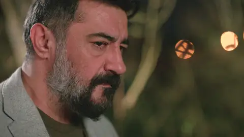 ¡Todo era una pesadilla! Akif se echa atrás en su confesión, pero deja una carta impactante para Ömer ¡Todo era una pesadilla! Akif se echa atrás en su confesión, pero deja una carta impactante para Ömer