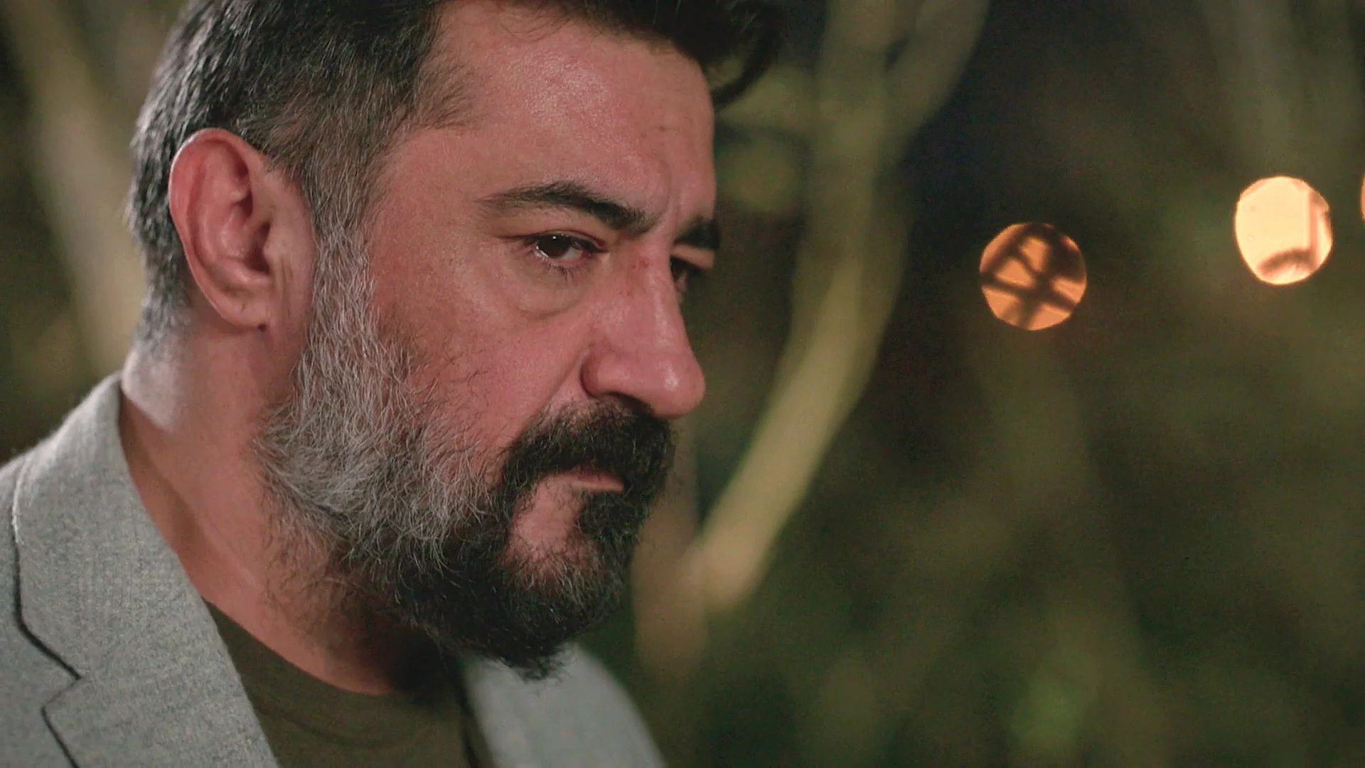 ¡Todo era una pesadilla! Akif se echa atrás en su confesión, pero deja una carta impactante para Ömer ¡Todo era una pesadilla! Akif se echa atrás en su confesión, pero deja una carta impactante para Ömer