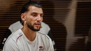 El futbolista Rafa Mir