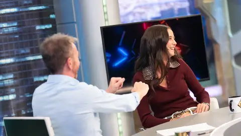 "Tragué humo y me agobié un poco": Victoria de Marichalar relata cómo vivió la prueba en la que se jugó la vida en El Desafío "Tragué humo y me agobié un poco": Victoria de Marichalar relata cómo vivió la prueba en la que se jugó la vida en El Desafío