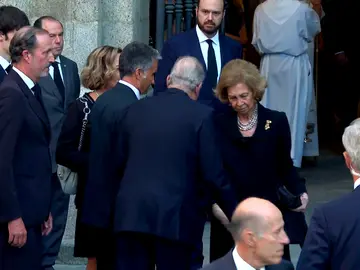 La Familia Real casi al completo, reunida de nuevo para despedir a Juan-Gómez Acebo La Familia Real casi al completo, reunida de nuevo para despedir a Juan-Gómez Acebo