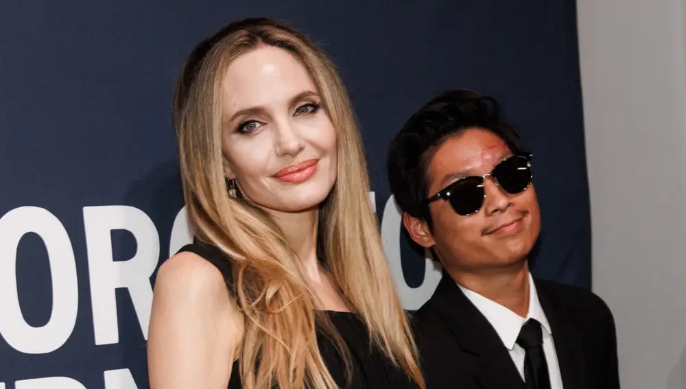 Angelina Jolie con su hijo Pax en el Festival de Cine de Toronto Angelina Jolie con su hijo Pax en el Festival de Cine de Toronto