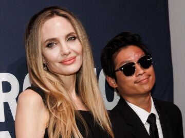 Angelina Jolie con su hijo Pax en el Festival de Cine de Toronto