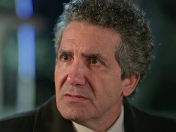 Ayten se arma de valor y se declara a Orhan: "Todav&iacute;a te quiero como el primer d&iacute;a"