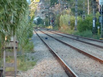 Menor de 16 años arrollada por un tren