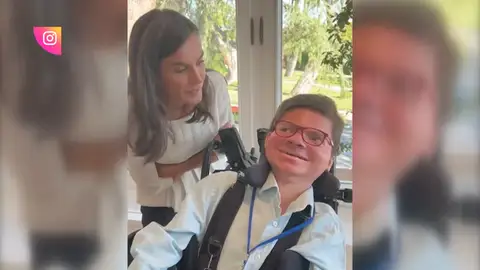 Andrés Marcio, el joven con una enfermedad rara que emocionó a Letizia hace 9 años Andrés Marcio, el joven con una enfermedad rara que emocionó a Letizia hace 9 años