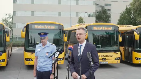 Ministro de Hungría Ministro de Hungría