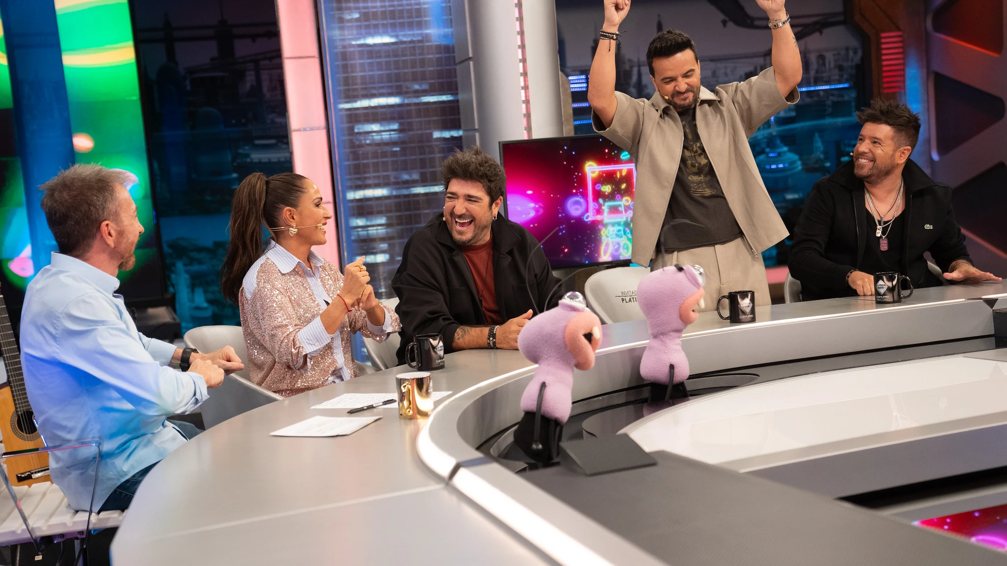 ¿Qué coach tiene mejor oído? ¡Las hormigas los ponen a prueba! ¿Qué coach tiene mejor oído? ¡Las hormigas los ponen a prueba!