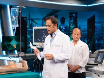 &iexcl;Ureteroscopia en plat&oacute;! Marron nos presenta una revoluci&oacute;n para la medicina con dos eminencias