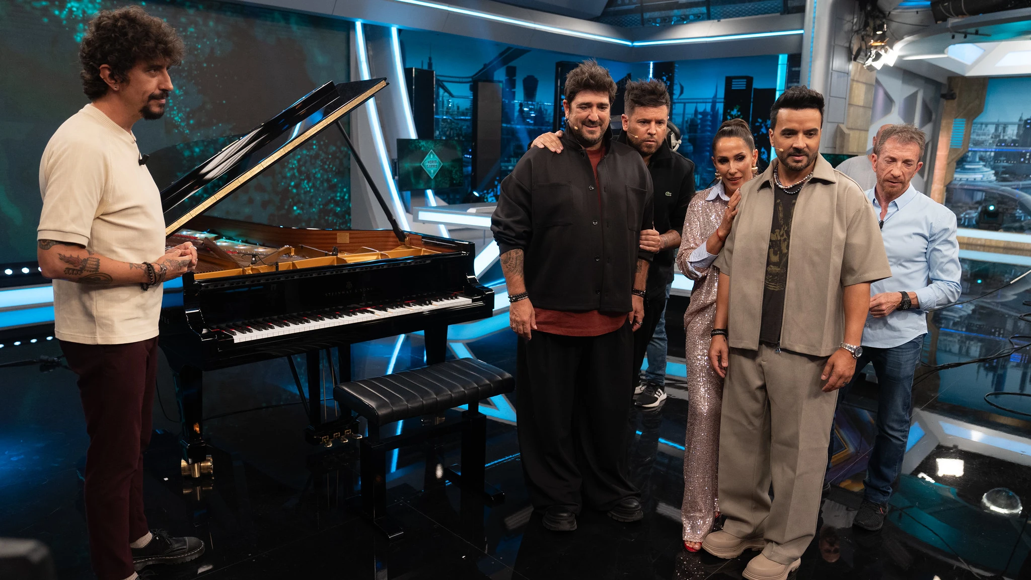¡El instrumento mágico! Marron sorprende a los coaches de La Voz con un piano que habla ¡El instrumento mágico! Marron sorprende a los coaches de La Voz con un piano que habla