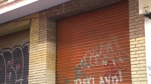 La fachada de la vivienda La fachada de la vivienda