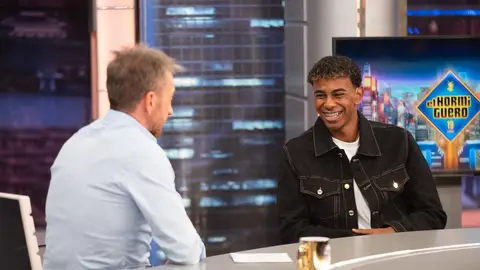 Lamine Yamal cuenta cómo compaginó la Eurocopa con los estudios: "Me tenía que ir antes" Lamine Yamal cuenta cómo compaginó la Eurocopa con los estudios: "Me tenía que ir antes"