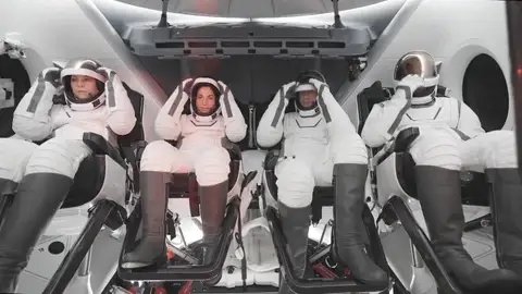 Primer paseo espacial de turistas de la historia Primer paseo espacial de turistas de la historia