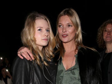 Lottie y Kate Moss