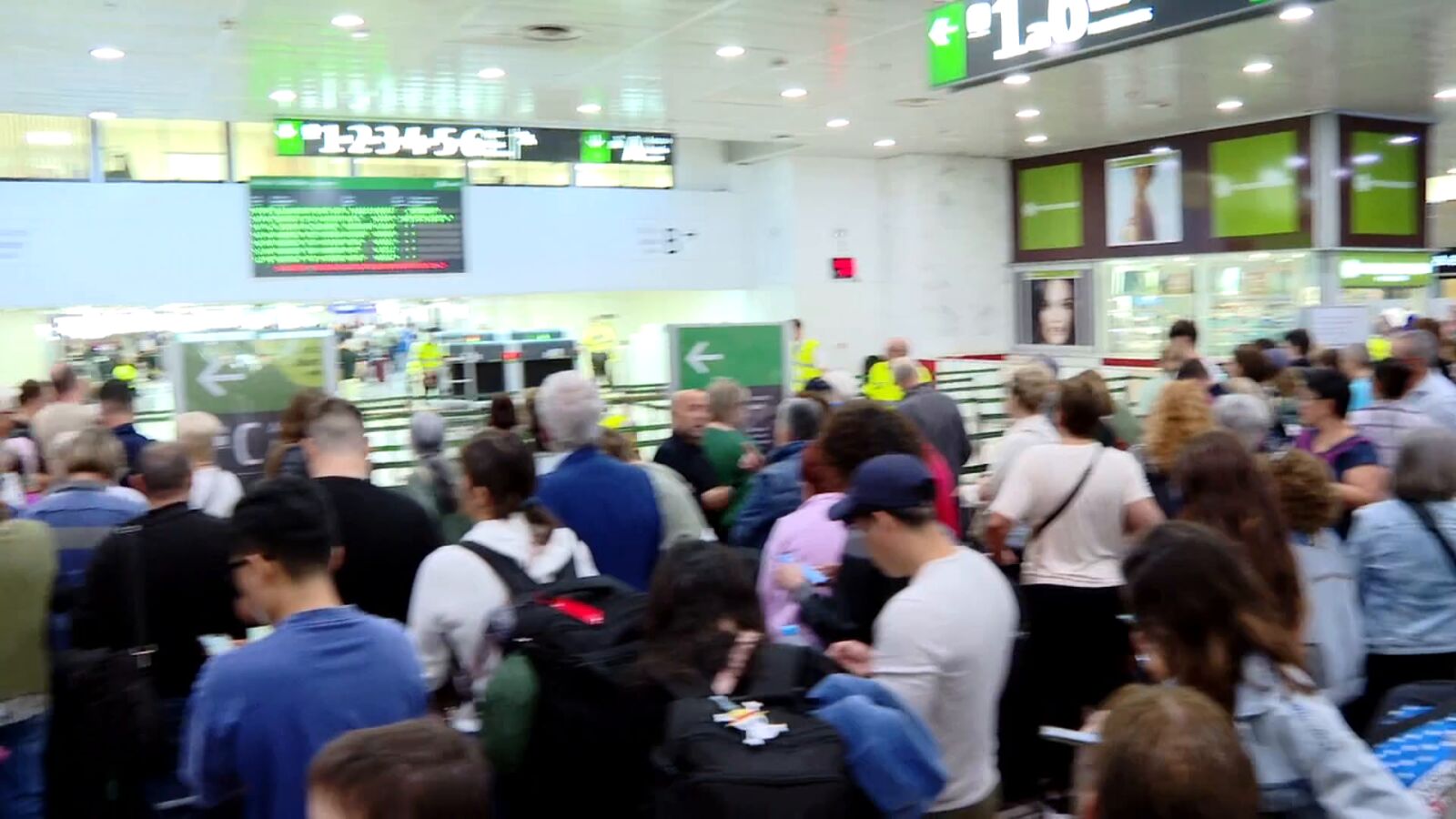 Nuevo caos en Atocha con retrasos de una hora en alta velocidad por una avería