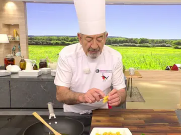 El por qué de las estrías de los macarrones: Karlos Arguiñano desvela el secreto de la pasta italiana El por qué de las estrías de los macarrones: Karlos Arguiñano desvela el secreto de la pasta italiana