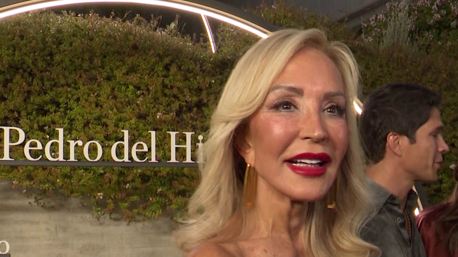 Carmen Lomana, tajante frente a los rumores de que Isabel Preysler le habría vetado en una fiesta: 