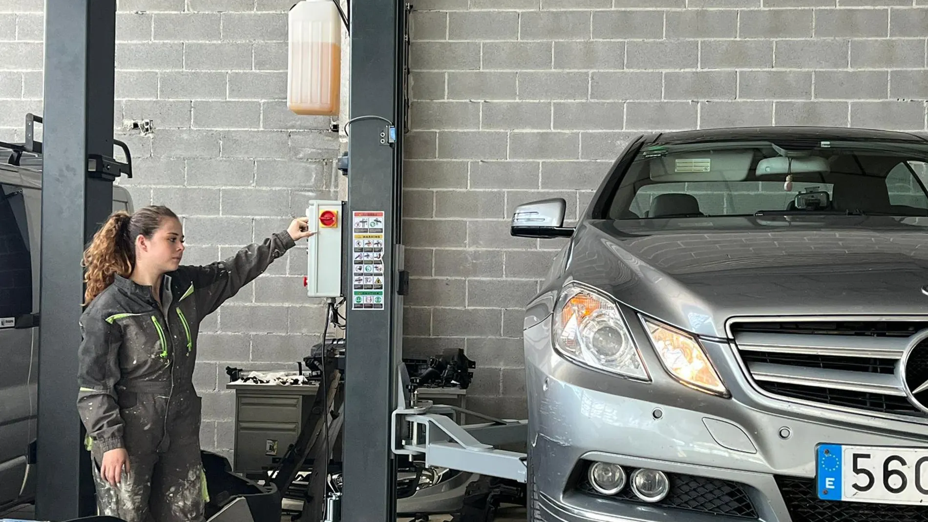 Belinda, en su taller de Lugo (Galicia) Belinda, en su taller de Lugo (Galicia)