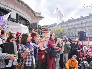 Manifestación en París para apoyar a Giséle Pelicot Manifestación en París para apoyar a Giséle Pelicot