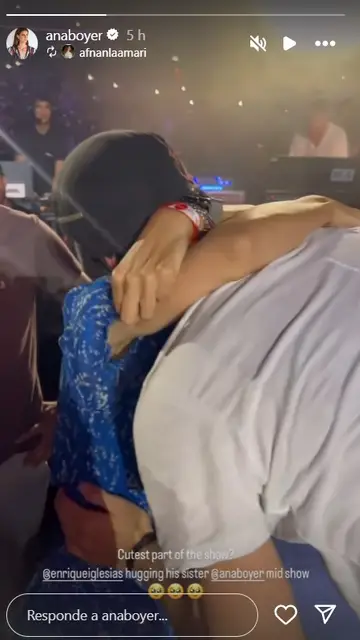 El abrazo de Enrique Iglesias y Ana Boyer El abrazo de Enrique Iglesias y Ana Boyer