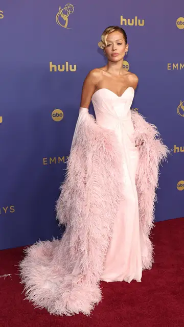 Rita Ora en los Emmy 2024 Rita Ora en los Emmy 2024