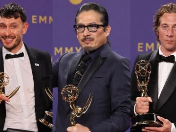 Richard Gadd, Hiroyuki Sanada, Jeremy Allen White en los premios Emmy 2024